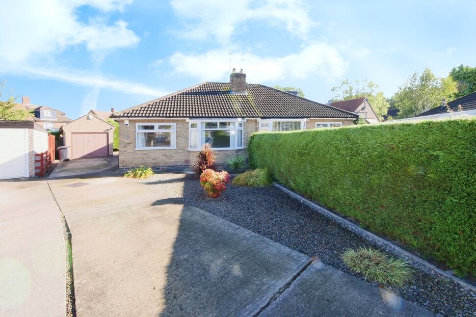 2 bedroom Semi Detached Bungalow for sale