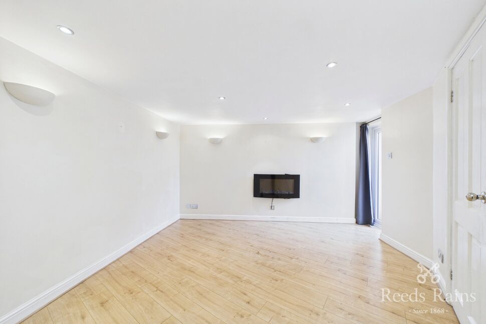 Living Room / Dining Room