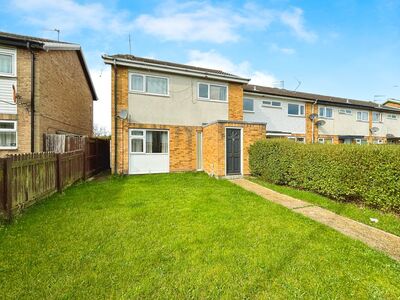 3 bedroom End Terrace House to rent