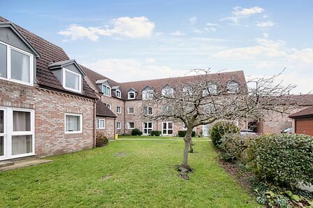 Vyner House, 1 bedroom  Flat for sale, £110,000