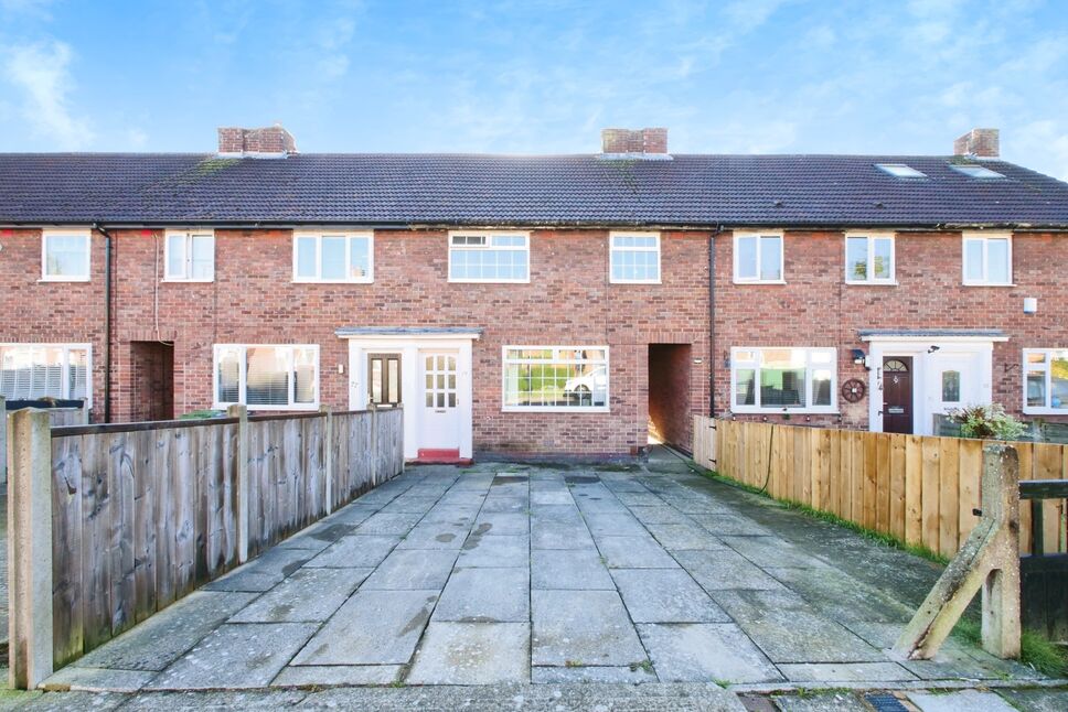 Main image of 3 bedroom Mid Terrace House for sale, Tennent Road, York, North Yorkshire, YO24