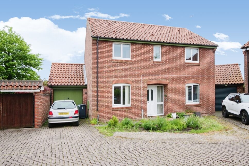 4 bedroom Detached House for sale, Foresters Walk, York, YO24 £365,000