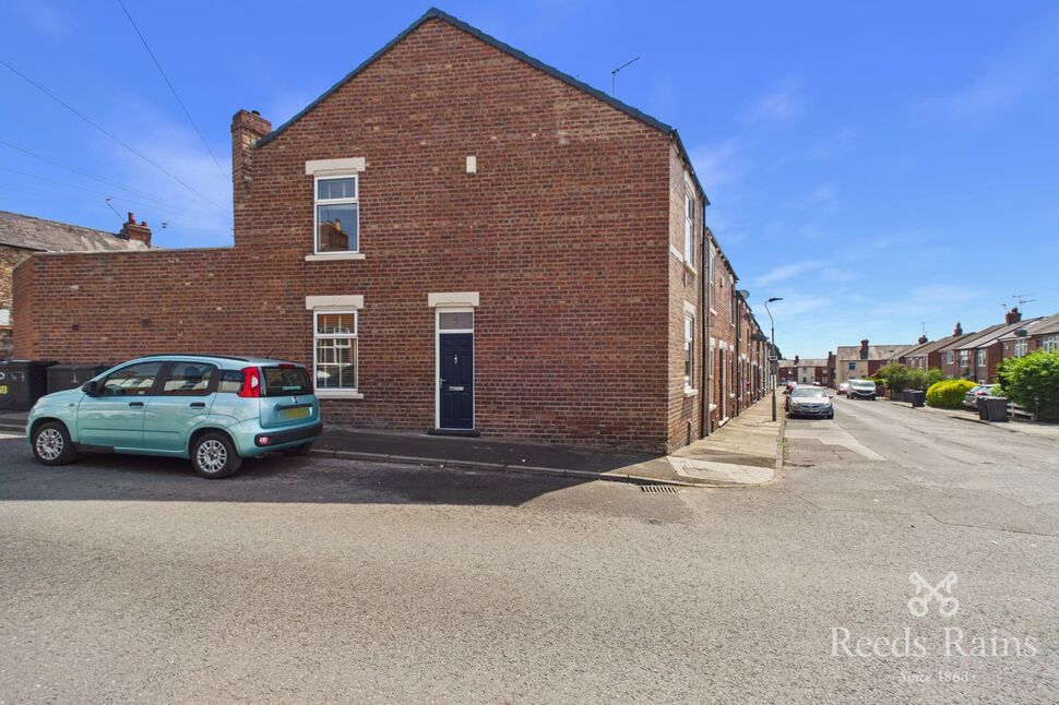 Main image of 3 bedroom End Terrace House for sale, Berkeley Terrace, York, North Yorkshire, YO26