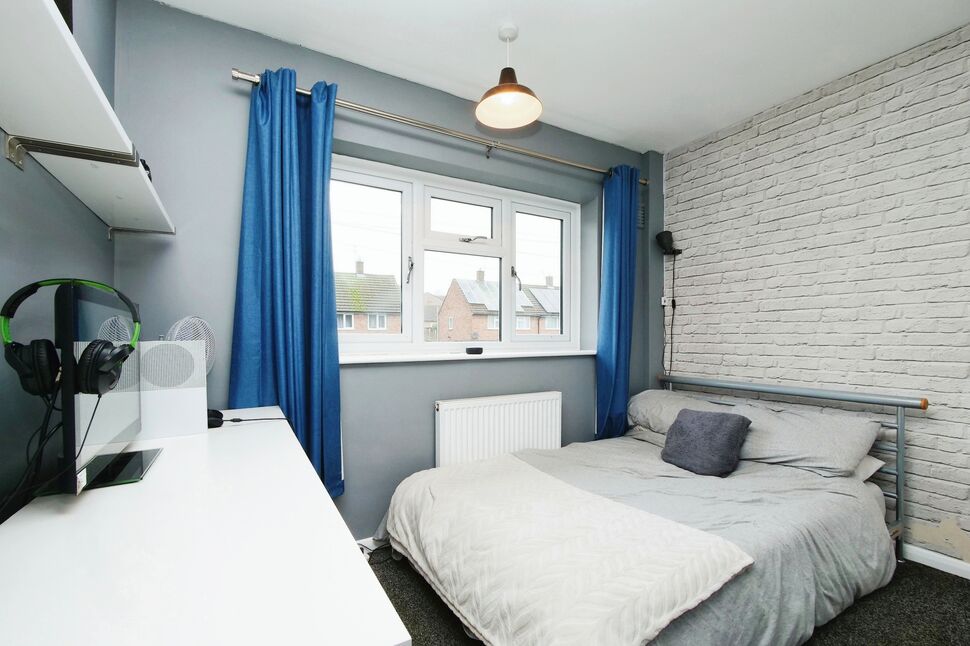 4 bedroom Mid Terrace House for sale, Lowfields Drive, York, YO24 £270,000