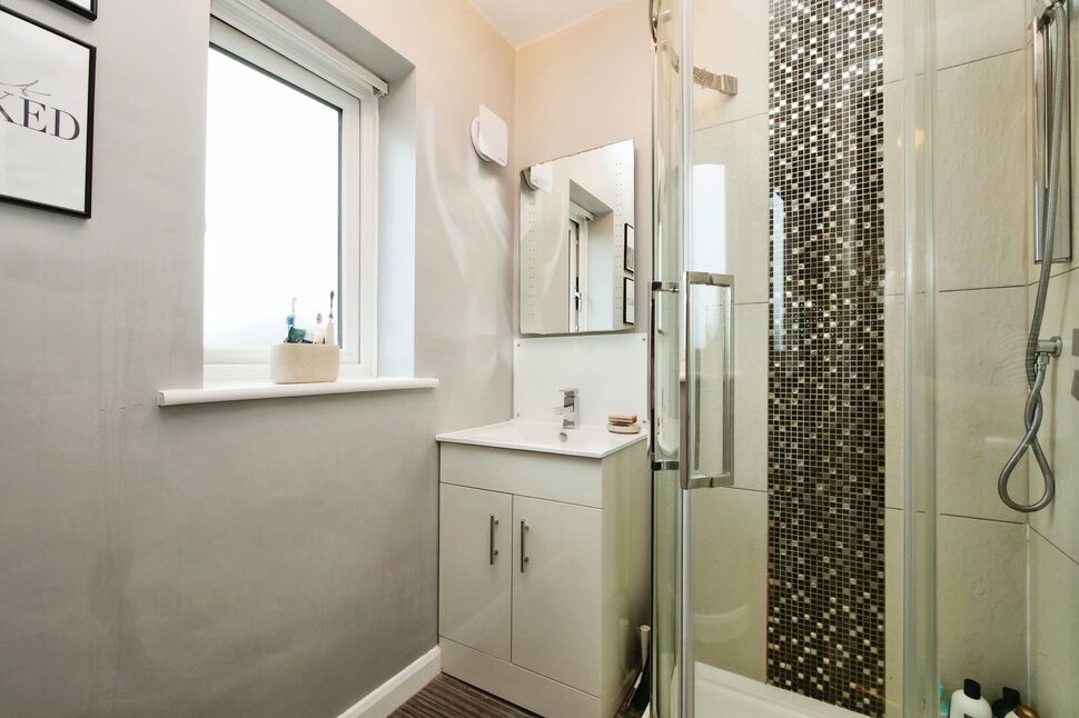 4 bedroom Mid Terrace House for sale, Lowfields Drive, York, YO24 £270,000