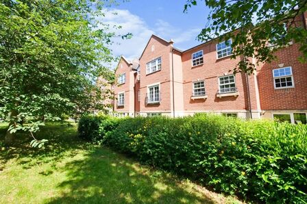2 bedroom  Flat for sale