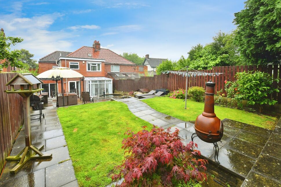 Main image of 4 bedroom Semi Detached House for sale, Askham Lane, York, North Yorkshire, YO24