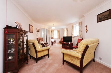 Acomb Road, 2 bedroom  Flat for sale, £165,000