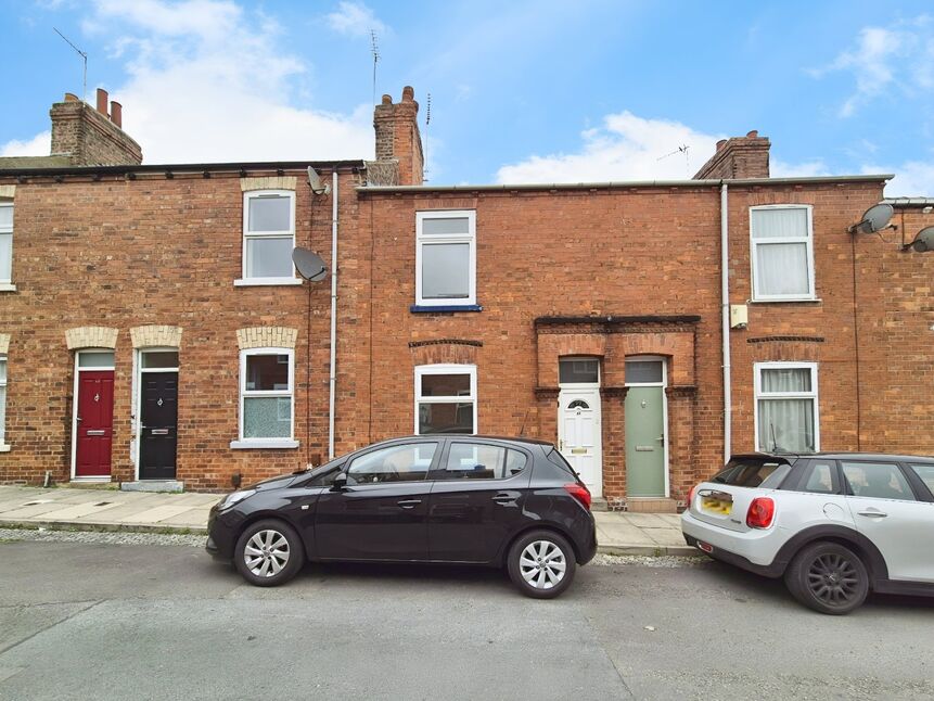 Main image of 3 bedroom Mid Terrace House to rent, Amberley Street, York, North Yorkshire, YO26
