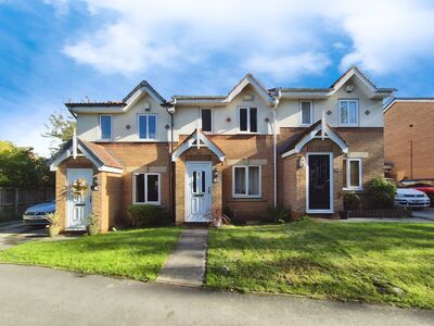 2 bedroom Mid Terrace House for sale