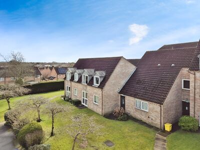 Front Street, 1 bedroom  Flat for sale, £40,000