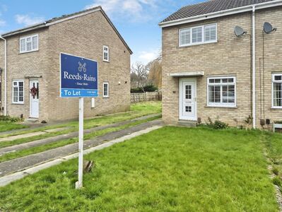 2 bedroom Semi Detached House to rent