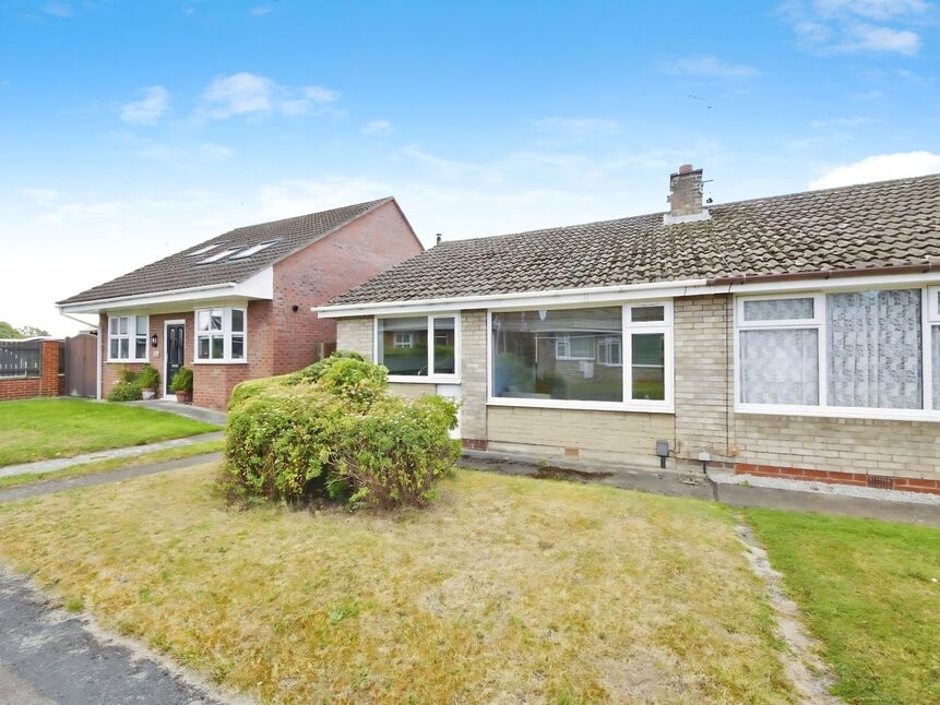 2 bedroom Semi Detached Bungalow for sale