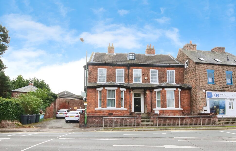 2 bedroom  Flat for sale