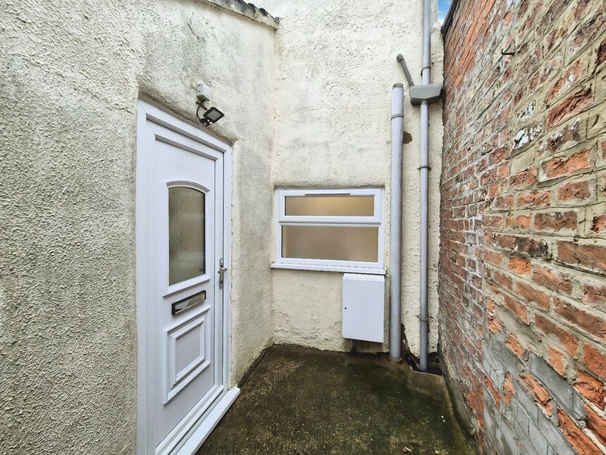 2 bedroom Flat to rent