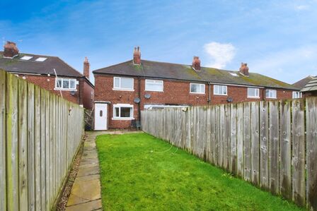 Moor Grove, 2 bedroom End Terrace House for sale, &pound;255,000