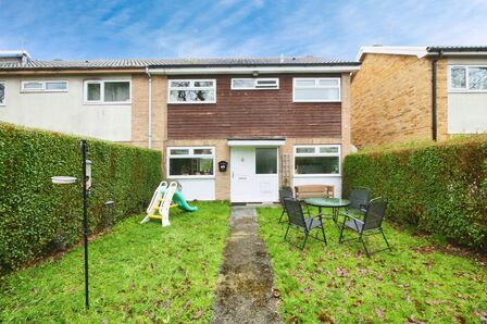 3 bedroom End Terrace House for sale