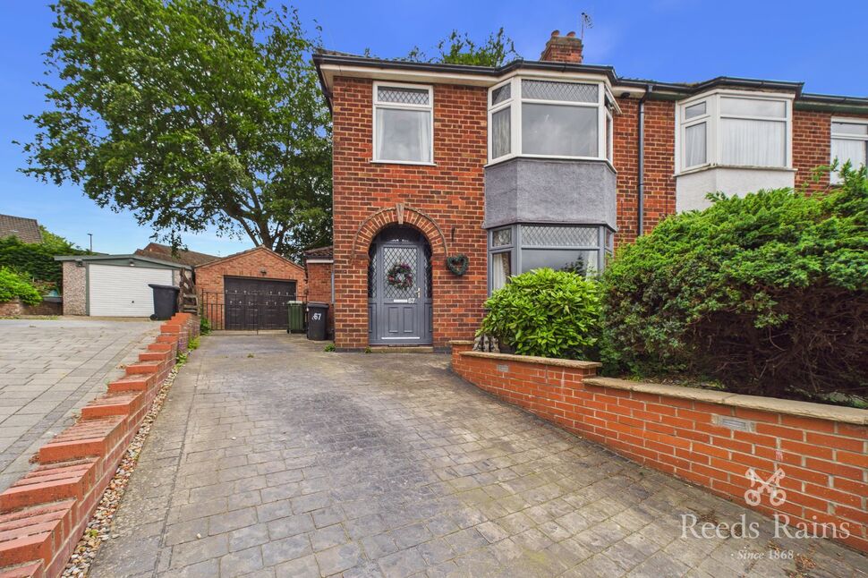 Main image of 3 bedroom Semi Detached House for sale, Rosedale Avenue, York, North Yorkshire, YO26