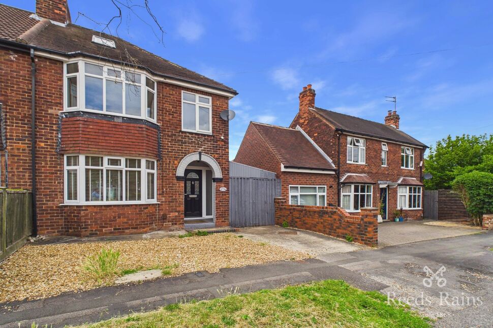 Main image of 3 bedroom Semi Detached House to rent, Malvern Avenue, York, North Yorkshire, YO26