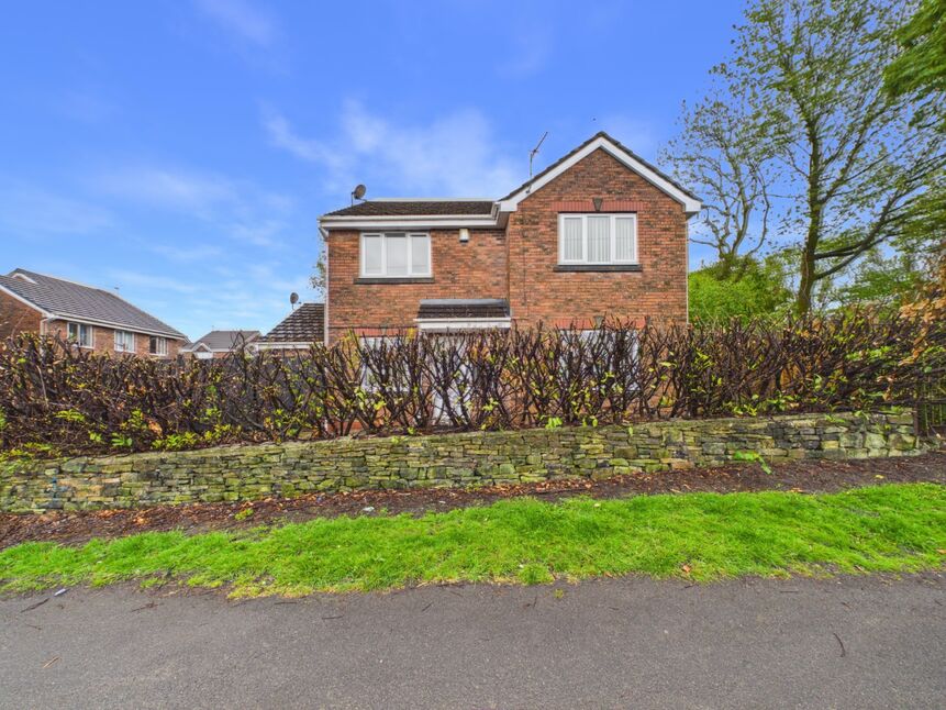Main image of 4 bedroom Detached House to rent, Havenside Close, Moorside, Oldham, OL4