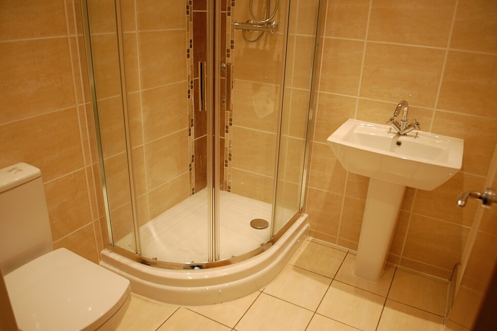 En-Suite Bathroom