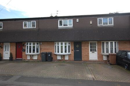 Union Street, 2 bedroom Mid Terrace House for sale, £175,000