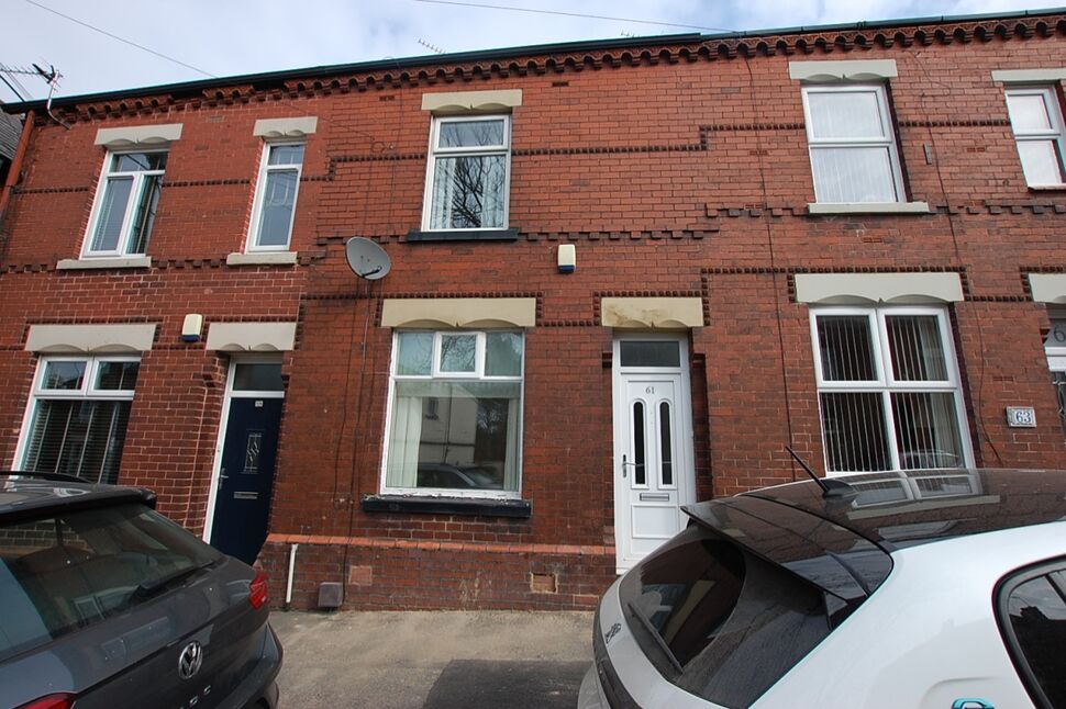 Main image of 2 bedroom Mid Terrace House to rent, Cowlishaw Lane, Shaw, Oldham, OL2