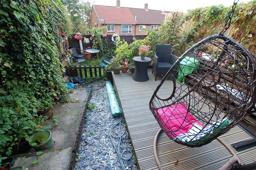 2 bedroom Mid Terrace House for sale, Hazelhurst Road, Ashtonunder