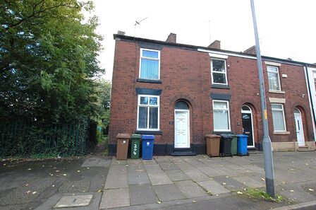 Kings Road, 2 bedroom House to rent, &pound;950 pcm