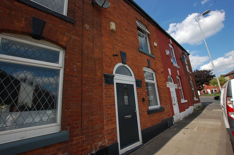 Main image of 2 bedroom Mid Terrace House to rent, Kings Road, Ashton-under-Lyne, Greater Manchester, OL6