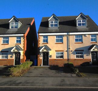 Eason Way, 3 bedroom Semi Detached House for sale, £295,000