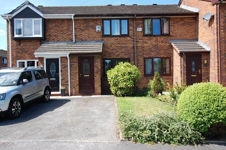 2 bedroom Mid Terrace House to rent