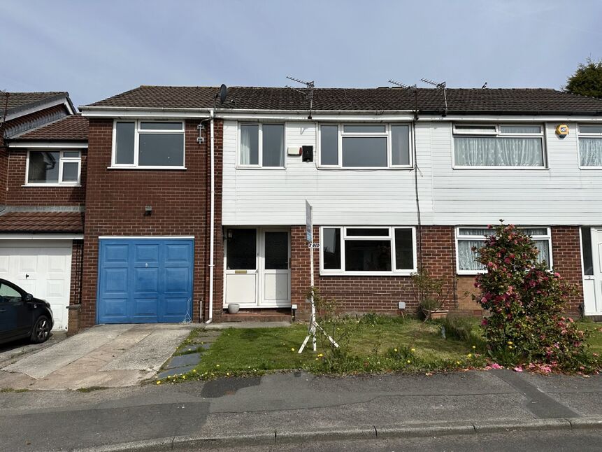 Main image of 5 bedroom Semi Detached House for sale, Glendon Crescent, Ashton-under-Lyne, Greater Manchester, OL6
