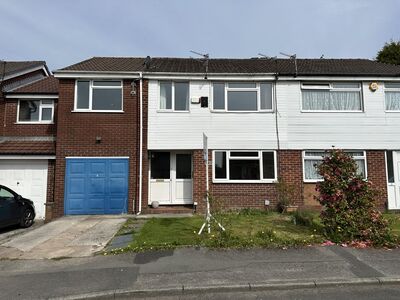 5 bedroom Semi Detached House for sale