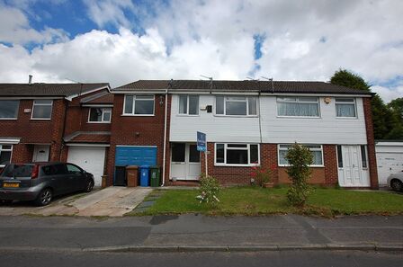 5 bedroom Semi Detached House for sale