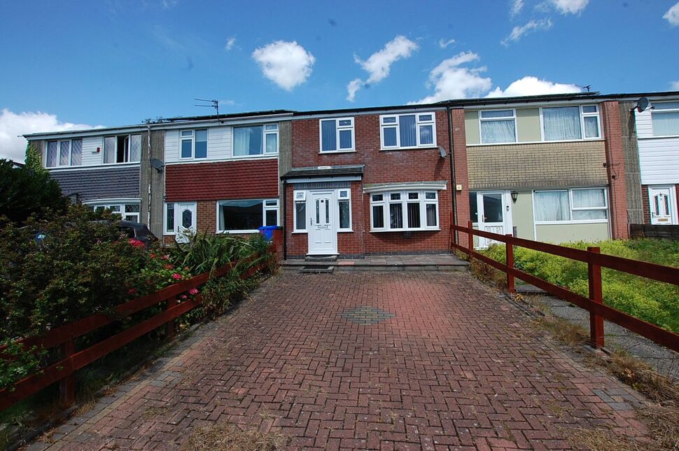 Main image of 3 bedroom Mid Terrace House to rent, Middle Green, Ashton-under-Lyne, Greater Manchester, OL6