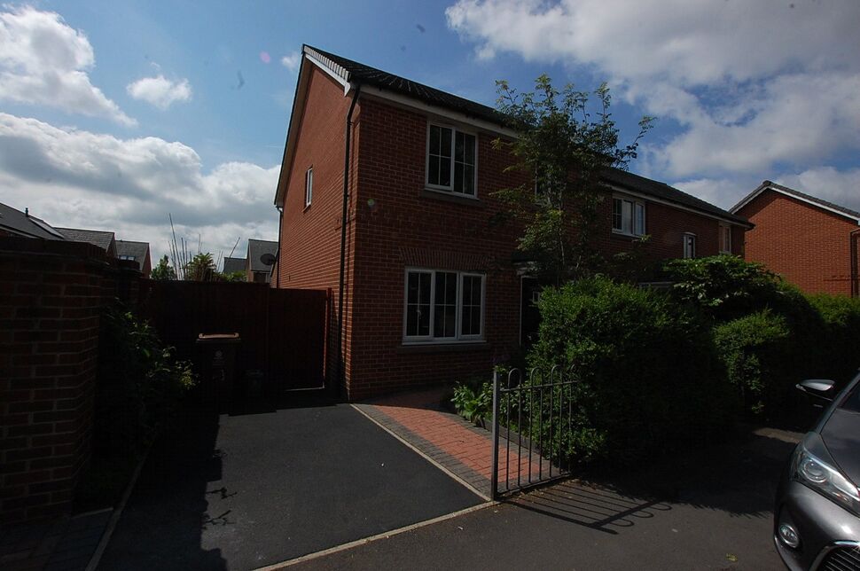 Main image of 3 bedroom Detached House for sale, Neild Street, Oldham, Greater Manchester, OL8