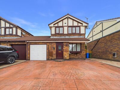 3 bedroom Link Detached House for sale