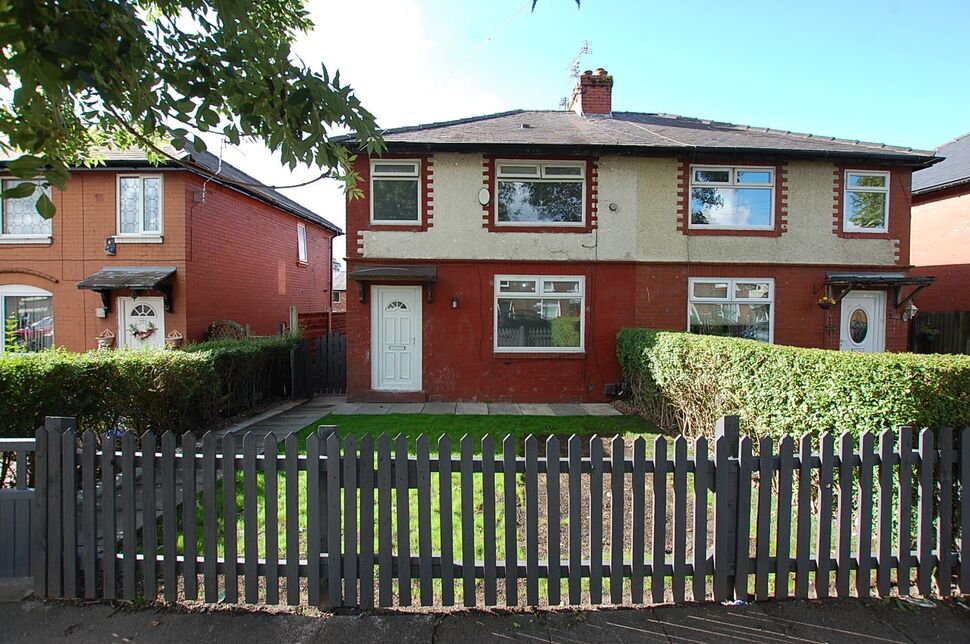 Main image of 3 bedroom Semi Detached House to rent, Smallshaw Lane, Ashton-under-Lyne, Greater Manchester, OL6