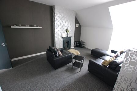 Old Street,  Flat to rent, £600 pcm