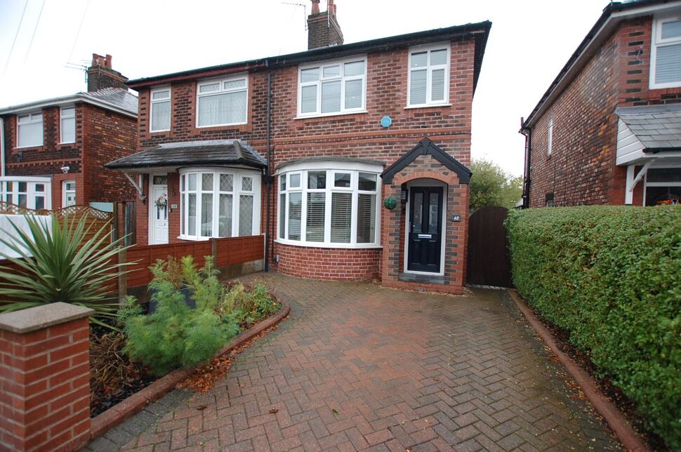 Main image of 2 bedroom Semi Detached House for sale, Kew Road, Failsworth, Greater Manchester, M35