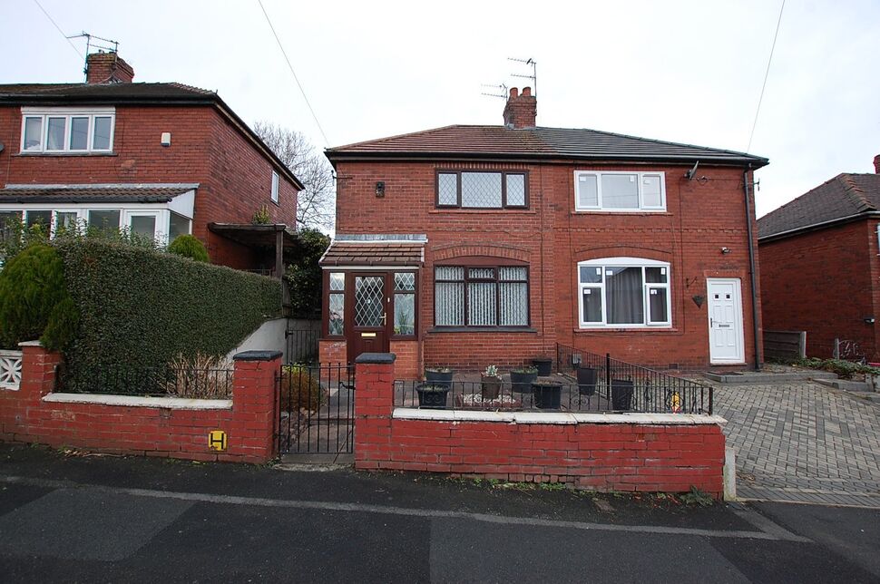 Main image of 2 bedroom Semi Detached House for sale, Waterloo Street, Ashton-under-Lyne, Greater Manchester, OL6