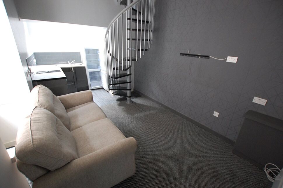 Main image of 1 bedroom Flat to rent, Old Street, Ashton-under-Lyne, Greater Manchester, OL6