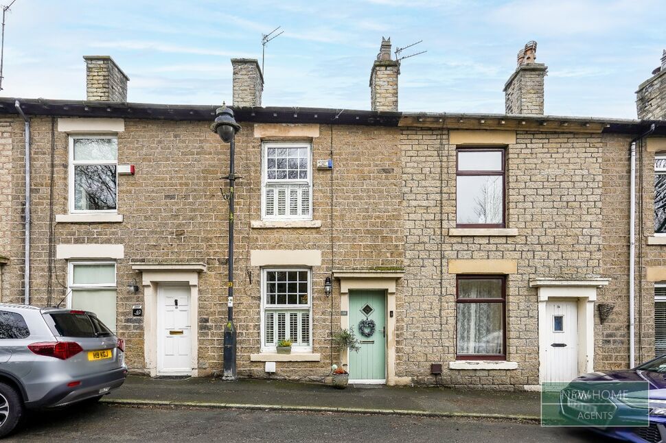 2 bedroom Mid Terrace House for sale