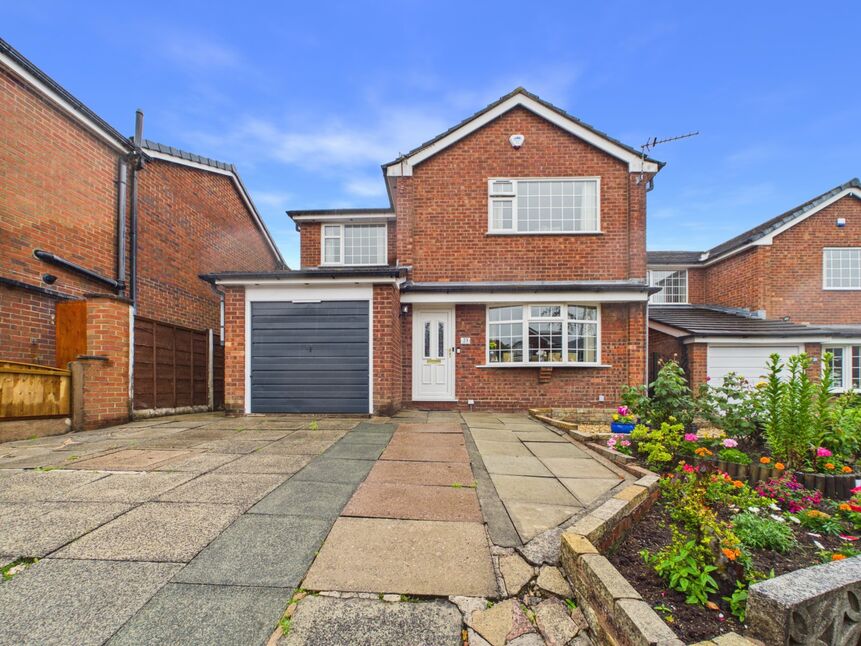 Main image of 4 bedroom Detached House for sale, Glendon Crescent, Ashton-under-Lyne, Greater Manchester, OL6
