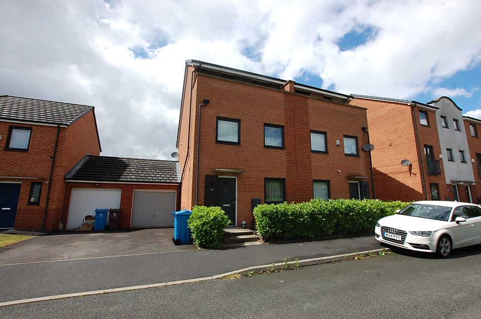 Main image of 3 bedroom Semi Detached House to rent, Dunster Close, Chadderton, Greater Manchester, OL9