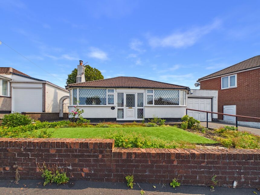 Main image of 2 bedroom Detached Bungalow for sale, Hillary Avenue, Ashton-under-Lyne, Greater Manchester, OL7