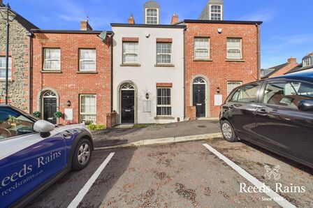 Gransha Wood, 3 bedroom House to rent, &pound;1,100 pcm