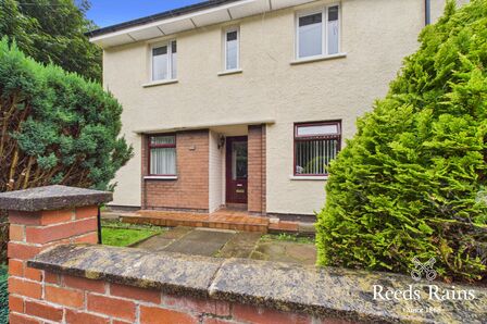 Clarawood Park, 2 bedroom Flat to rent, &pound;795 pcm