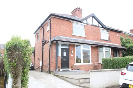 Irwin Crescent, 2 bedroom Semi Detached House to rent, &pound;1,095 pcm